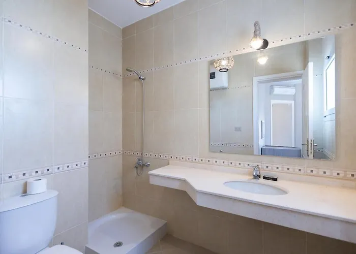 Elegant 4br With Private Garden & Golf Views Ain Sukhna